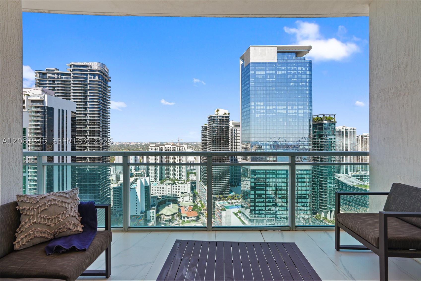 950 Brickell Bay Dr #4101, Miami FL 33131