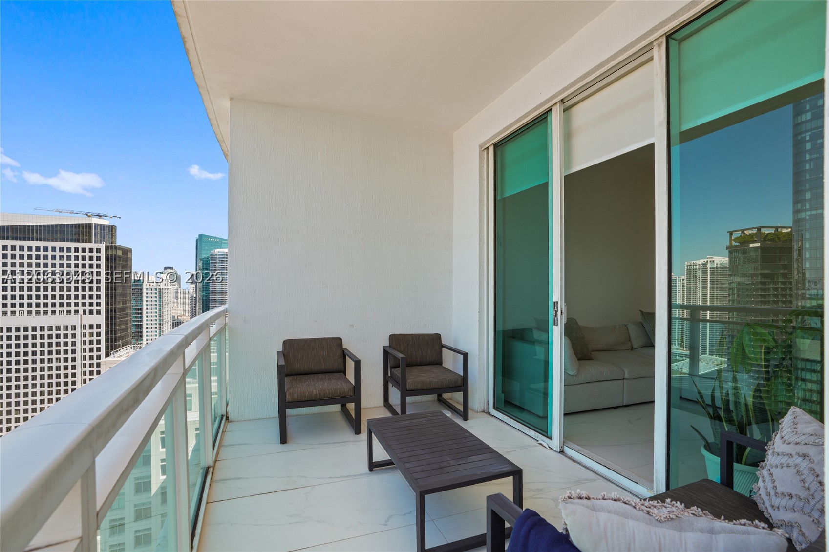 950 Brickell Bay Dr #4101, Miami FL 33131