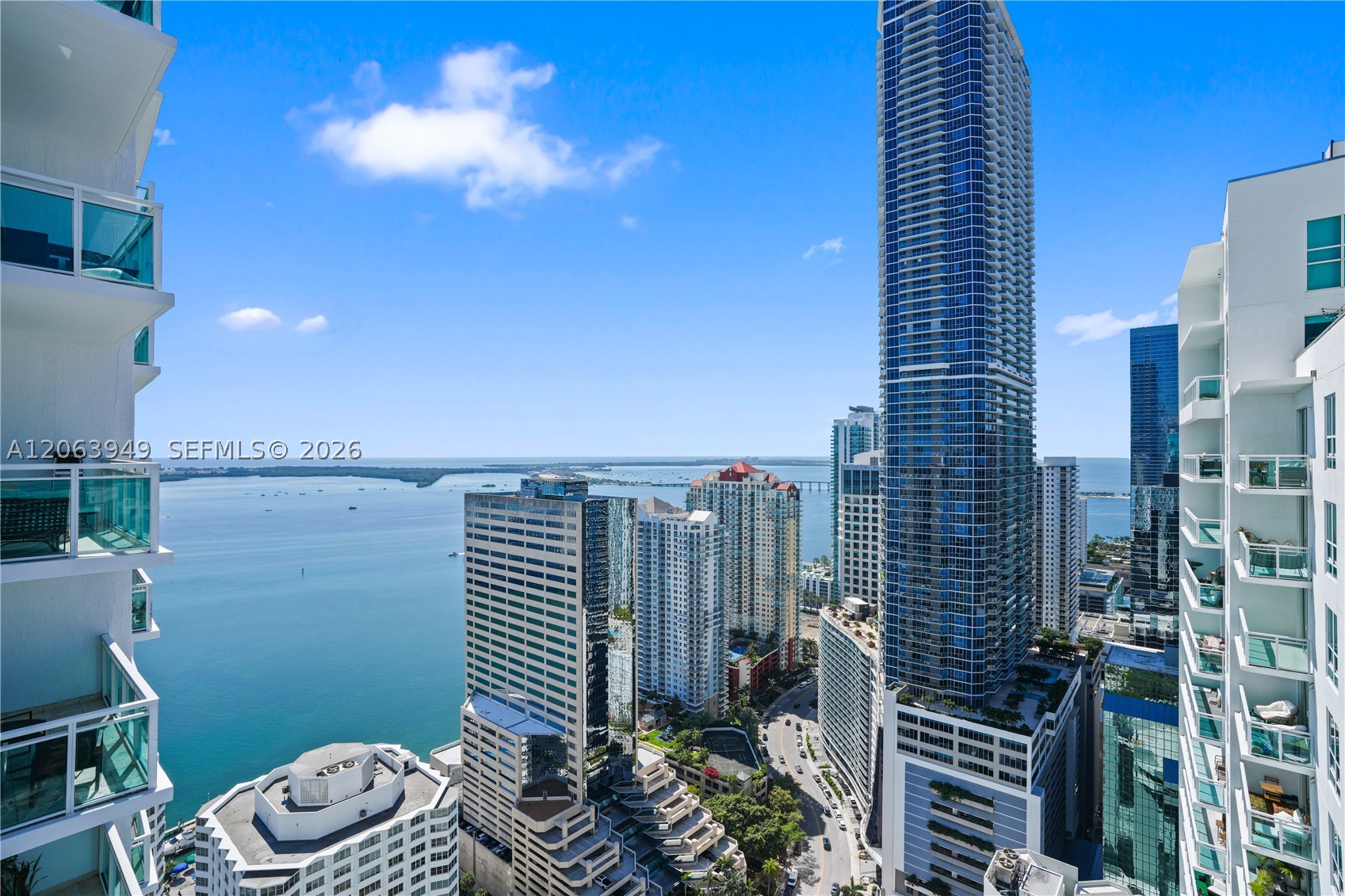 950 Brickell Bay Dr #4101, Miami FL 33131