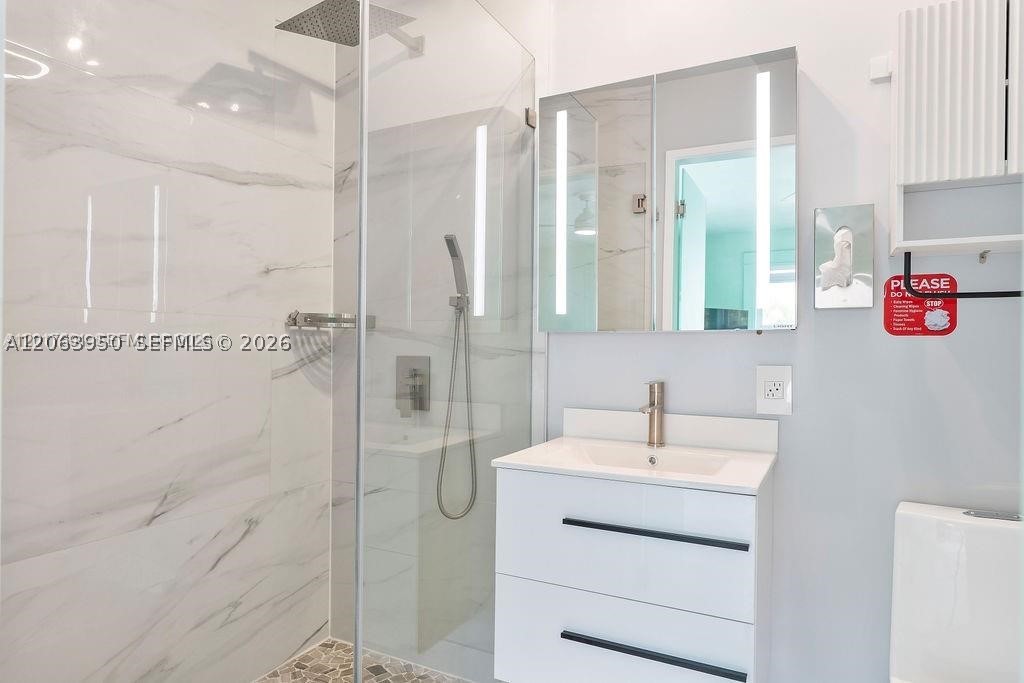 22 NE 44th St #0, Miami FL 33137