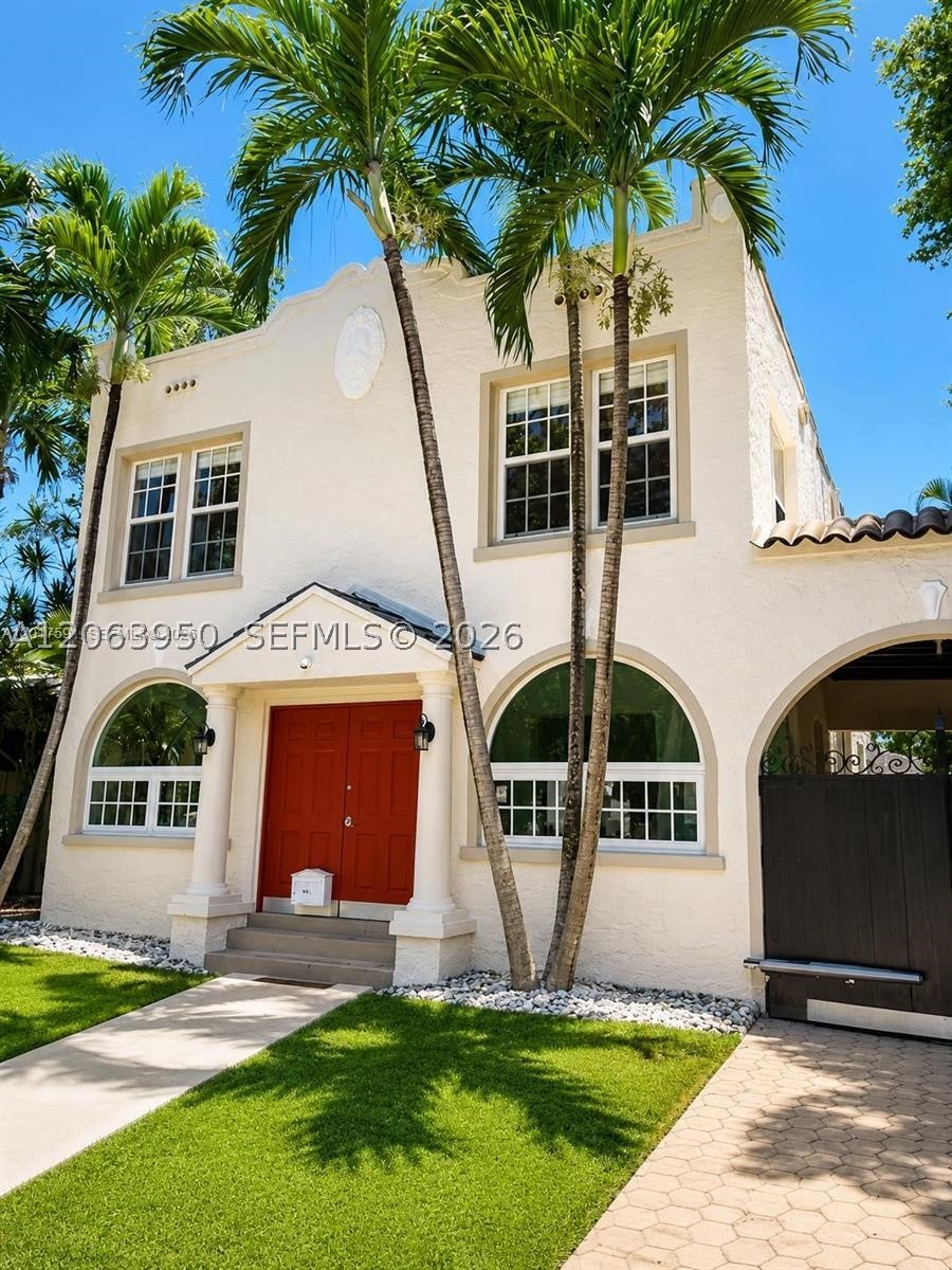 22 NE 44th St #0, Miami FL 33137
