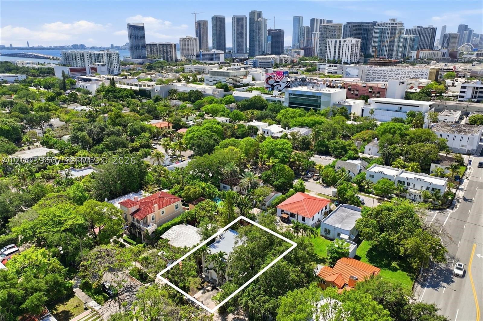 22 NE 44th St #0, Miami FL 33137