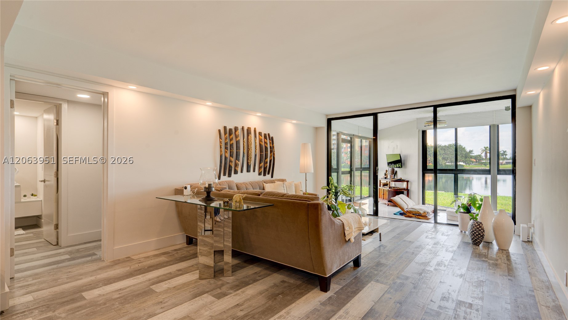16325 Golf Club Rd #101, Weston FL 33326