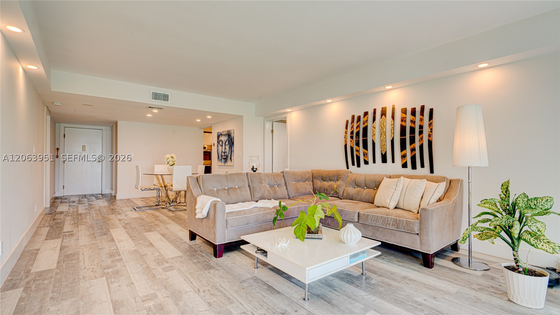 16325 Golf Club Rd #101, Weston FL 33326