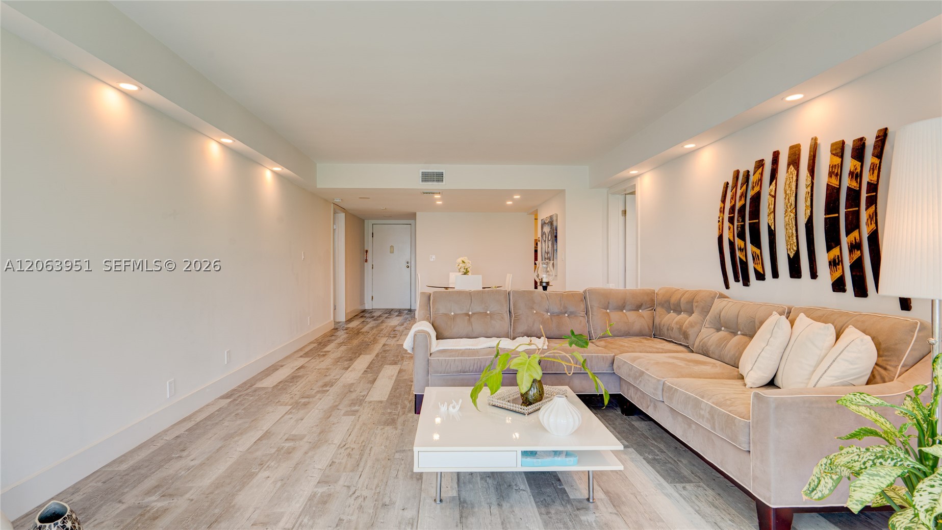 16325 Golf Club Rd #101, Weston FL 33326