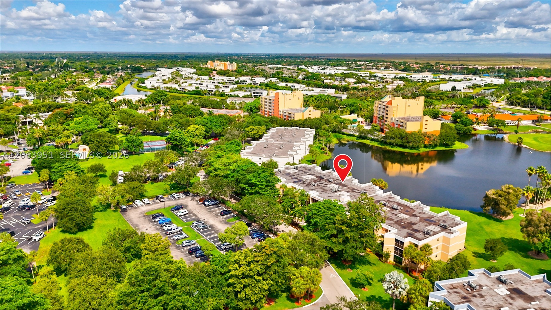 16325 Golf Club Rd #101, Weston FL 33326