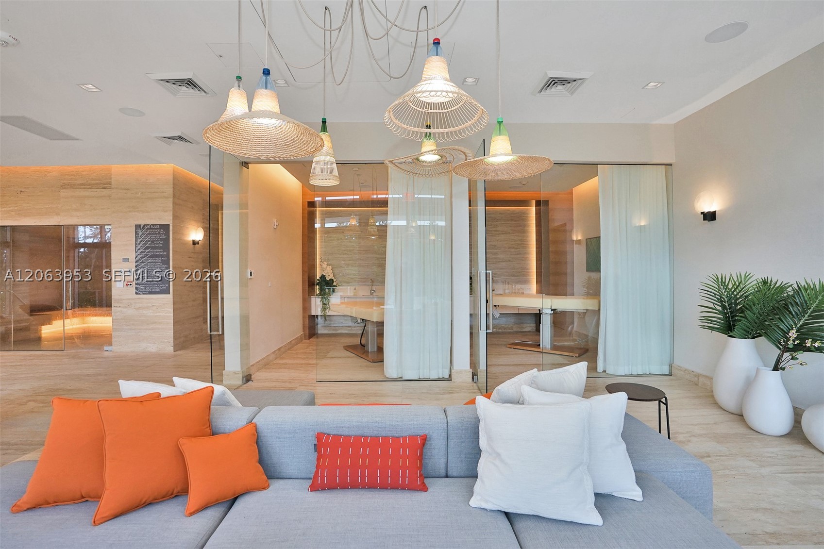16385 Biscayne Blvd #1601+2 Parkings, North Miami Beach FL 33160
