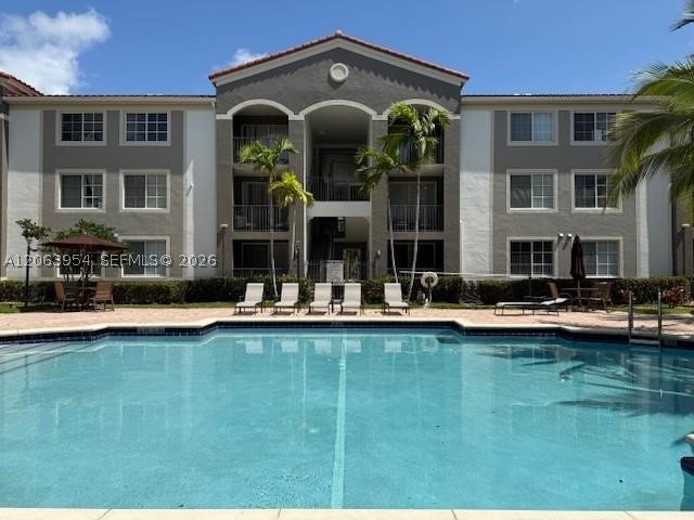 6831 SW 44th St #203, Miami FL 33155