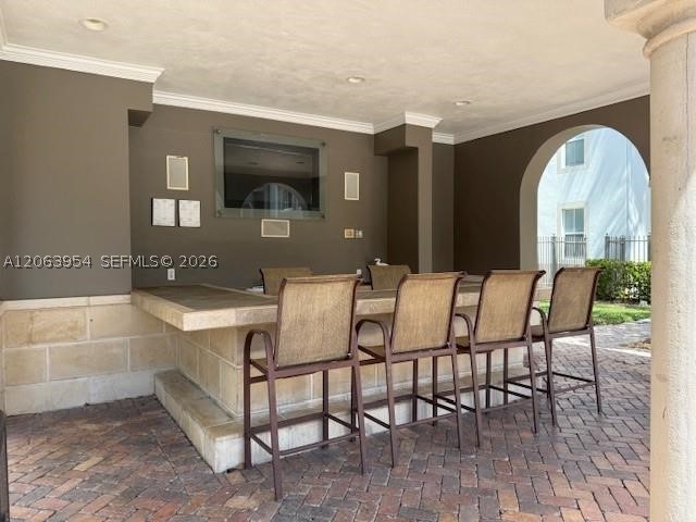 6831 SW 44th St #203, Miami FL 33155
