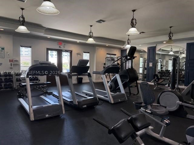 6831 SW 44th St #203, Miami FL 33155