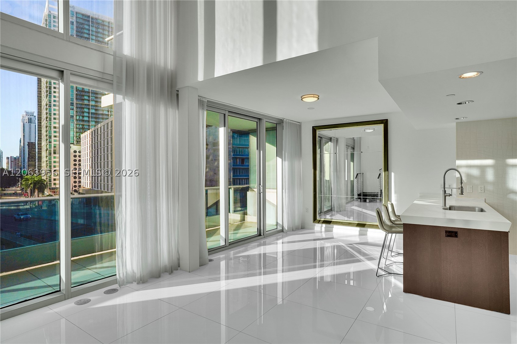 200 Biscayne Boulevard Way #503, Miami FL 33131