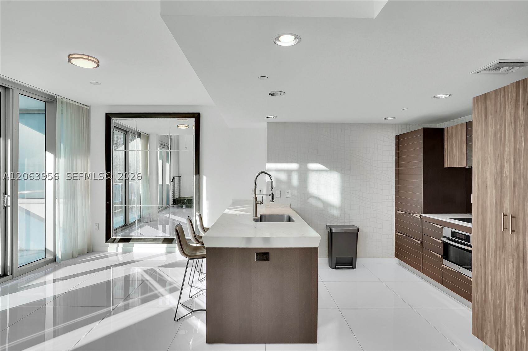 200 Biscayne Boulevard Way #503, Miami FL 33131