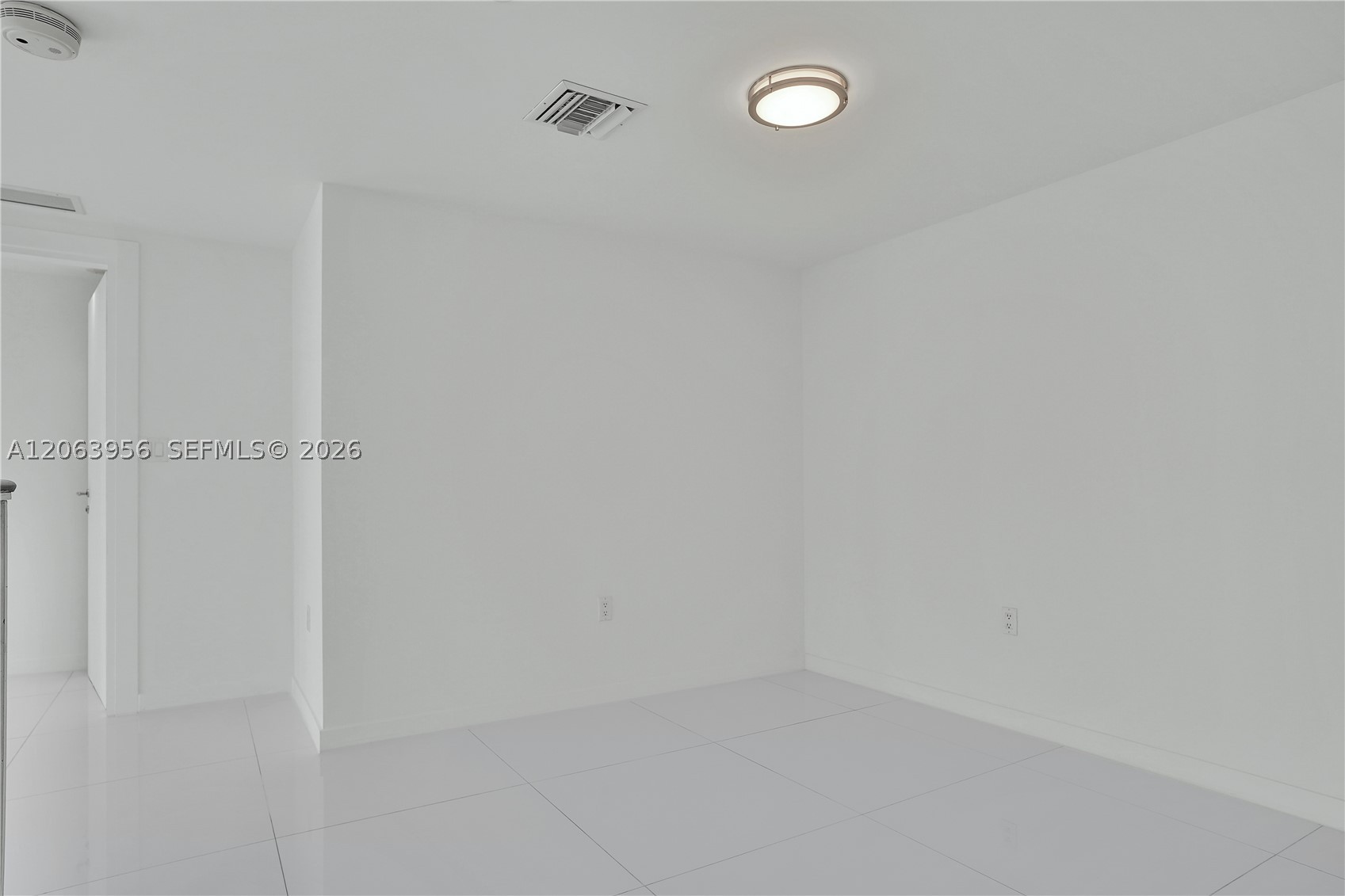 200 Biscayne Boulevard Way #503, Miami FL 33131