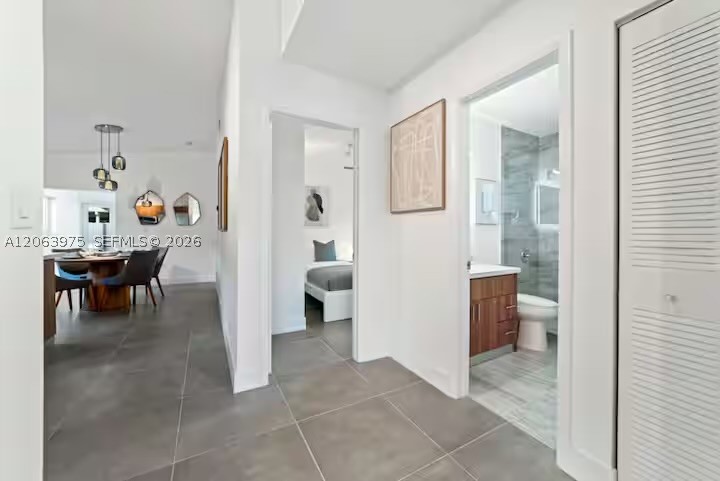 2776 W 71st Pl, Hialeah FL 33016