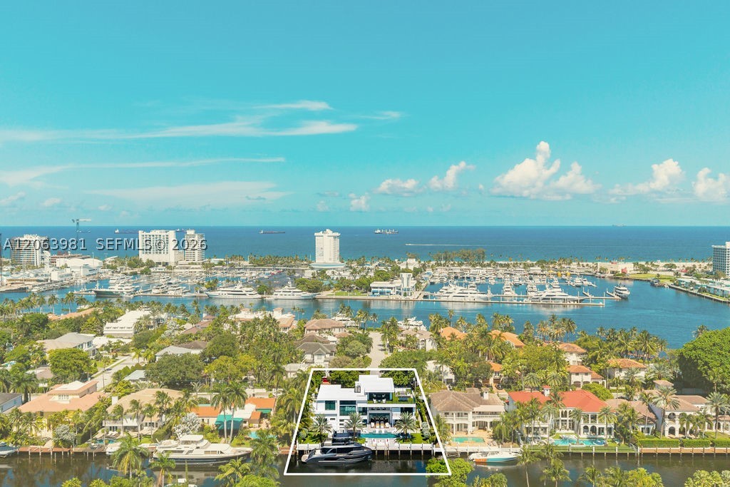 725 Poinciana Dr, Fort Lauderdale FL 33301