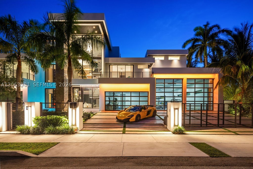 725 Poinciana Dr, Fort Lauderdale FL 33301