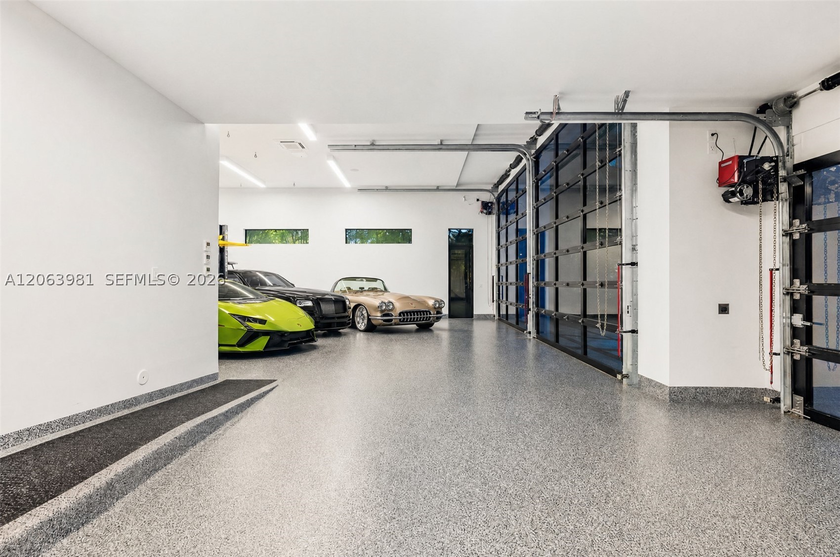 725 Poinciana Dr, Fort Lauderdale FL 33301