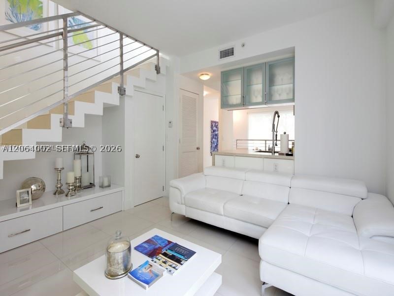 928 Pennsylvania Ave #1, Miami Beach FL 33139