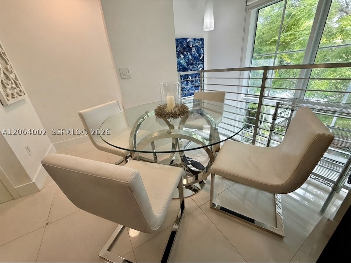 928 Pennsylvania Ave #1, Miami Beach FL 33139