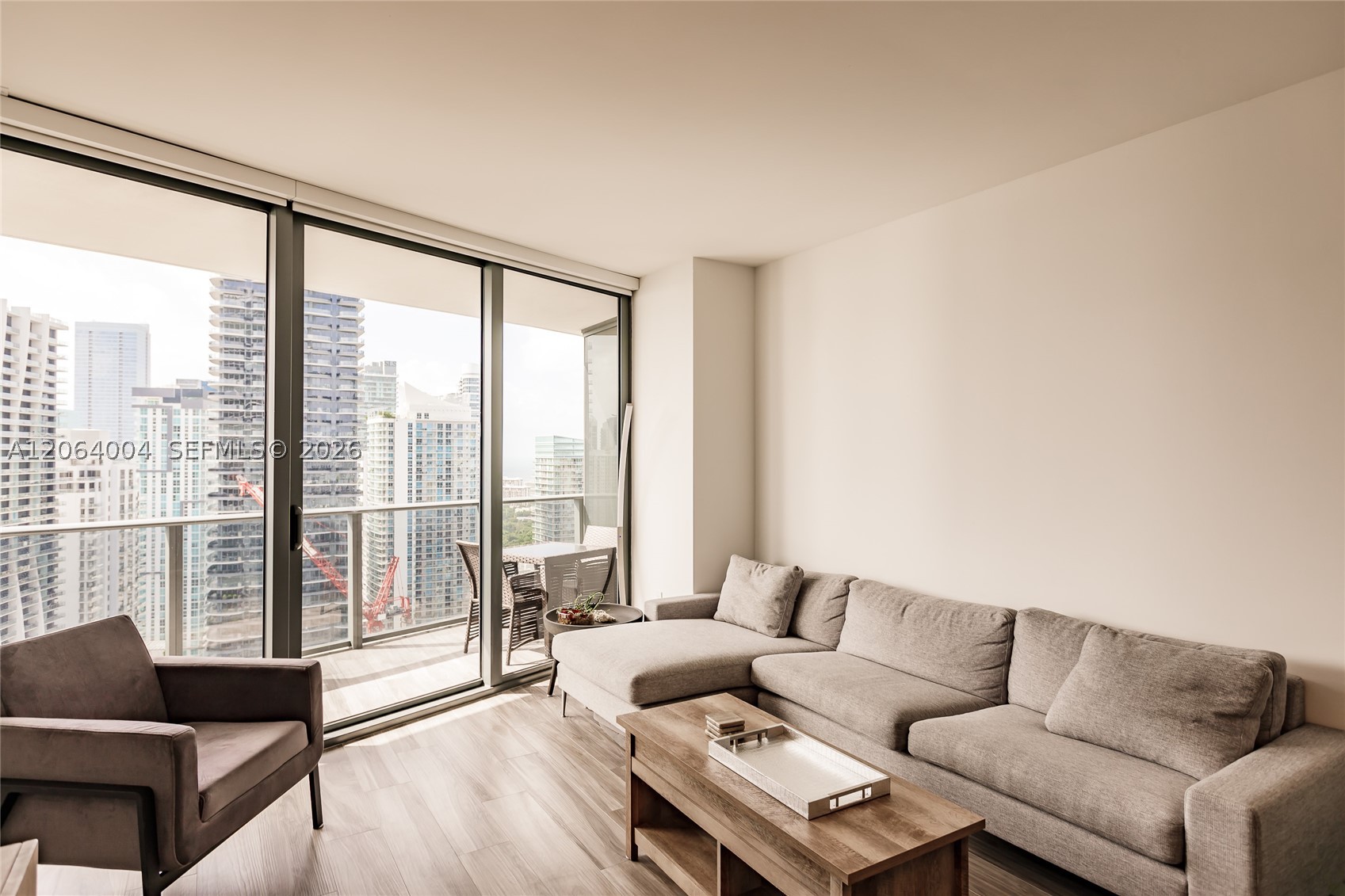 801 S Miami Ave #3703, Miami FL 33130