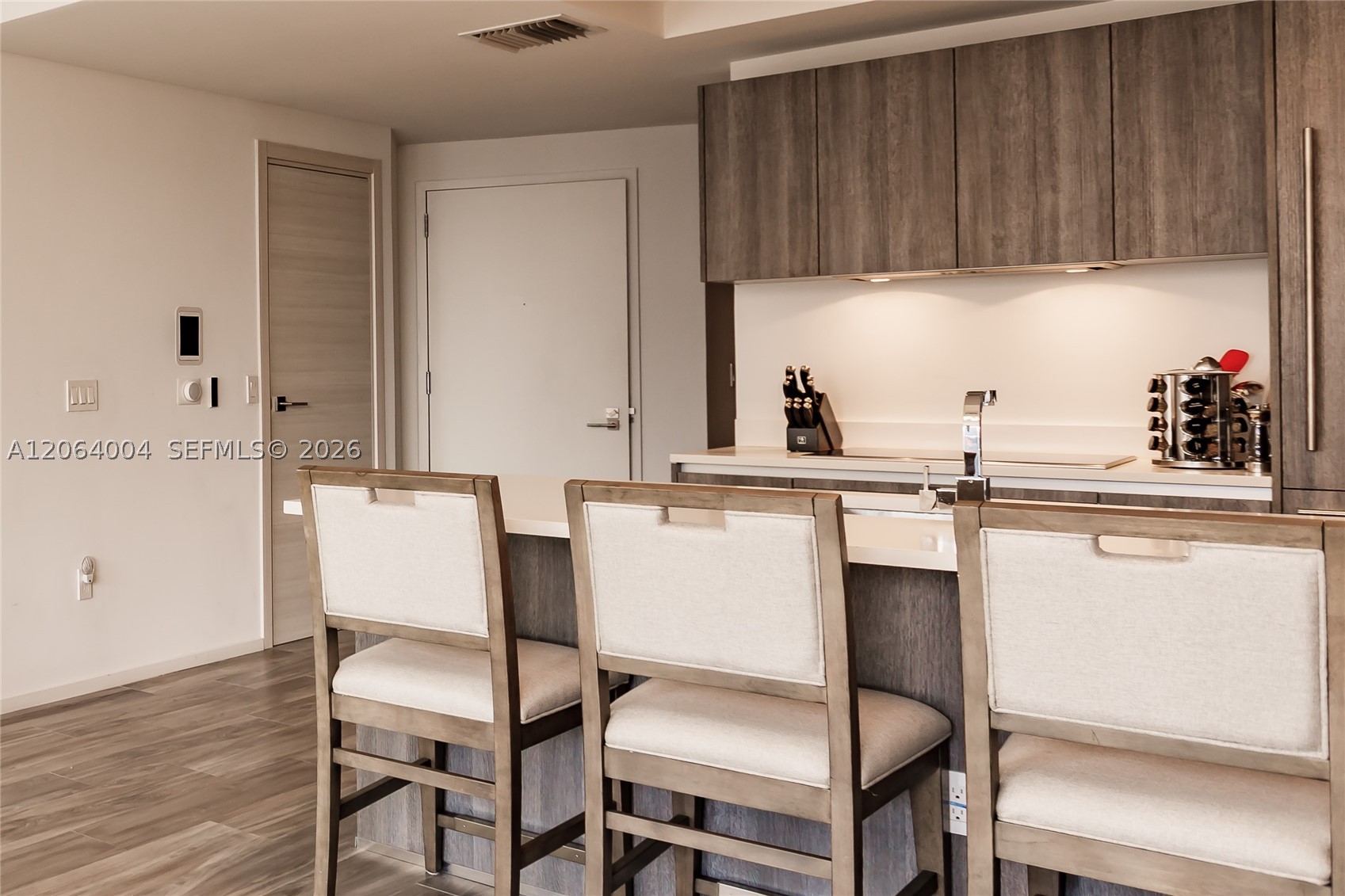 801 S Miami Ave #3703, Miami FL 33130
