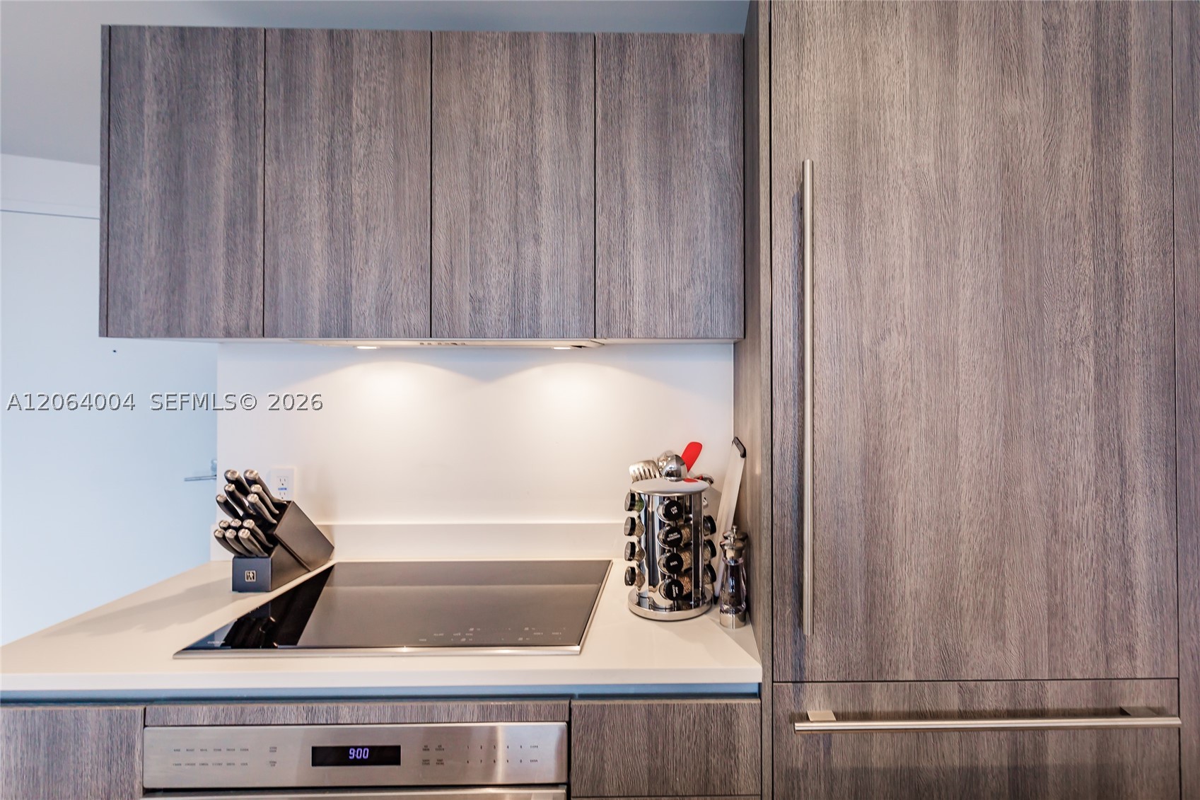 801 S Miami Ave #3703, Miami FL 33130