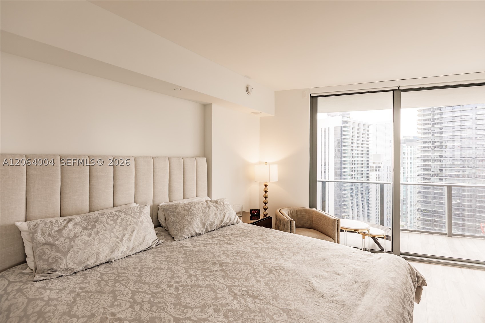 801 S Miami Ave #3703, Miami FL 33130