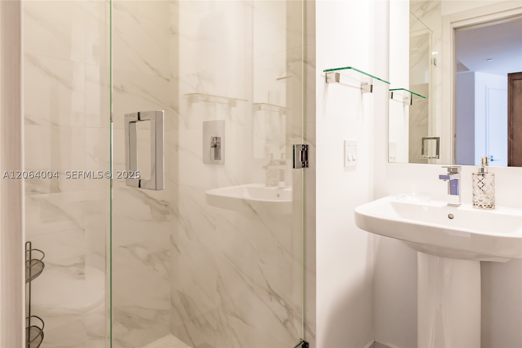 801 S Miami Ave #3703, Miami FL 33130