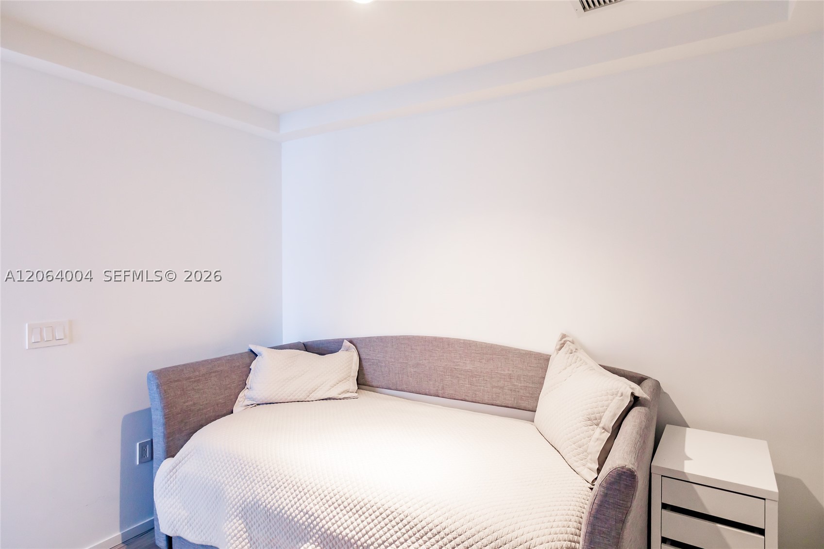 801 S Miami Ave #3703, Miami FL 33130