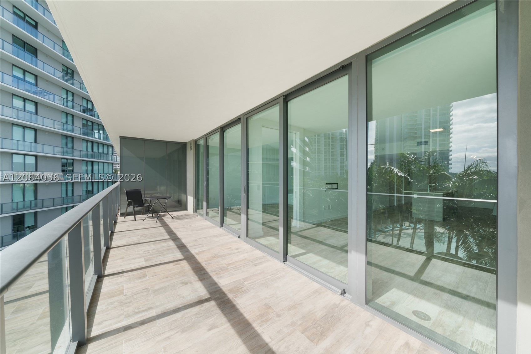 650 NE 32nd St #802, Miami FL 33137