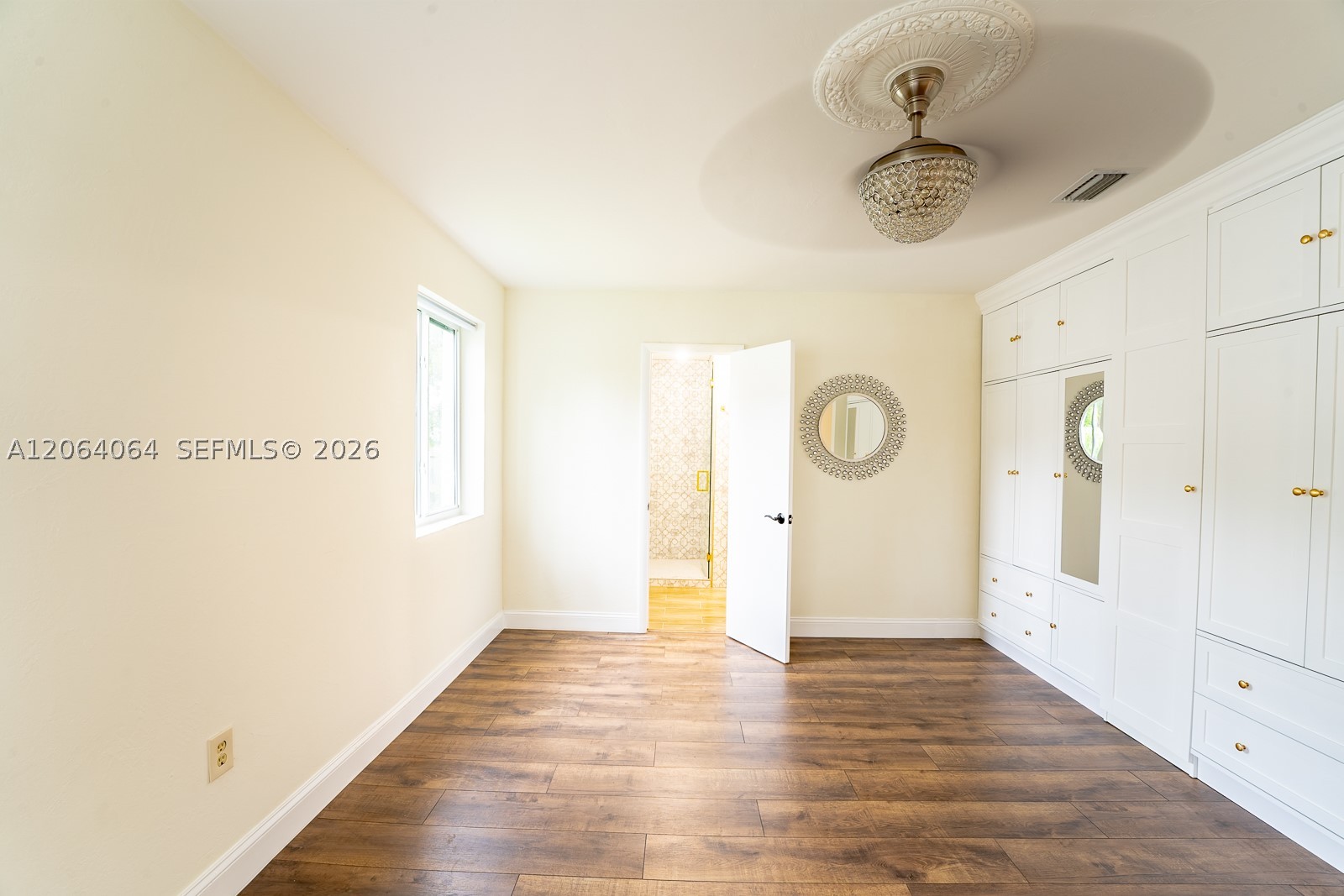 2483 SW 24th St, Miami FL 33145
