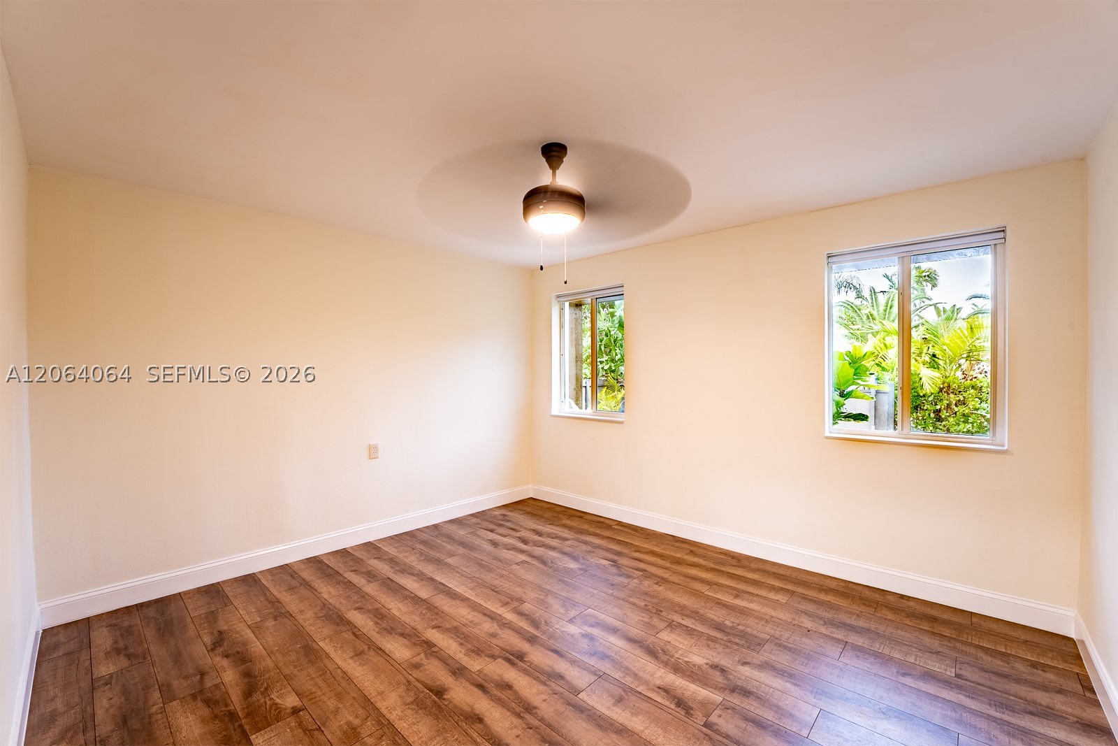 2483 SW 24th St, Miami FL 33145