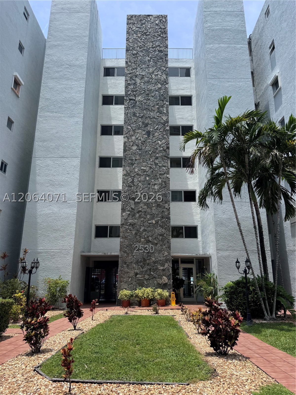 2530 SW 3rd Ave #306, Miami FL 33129