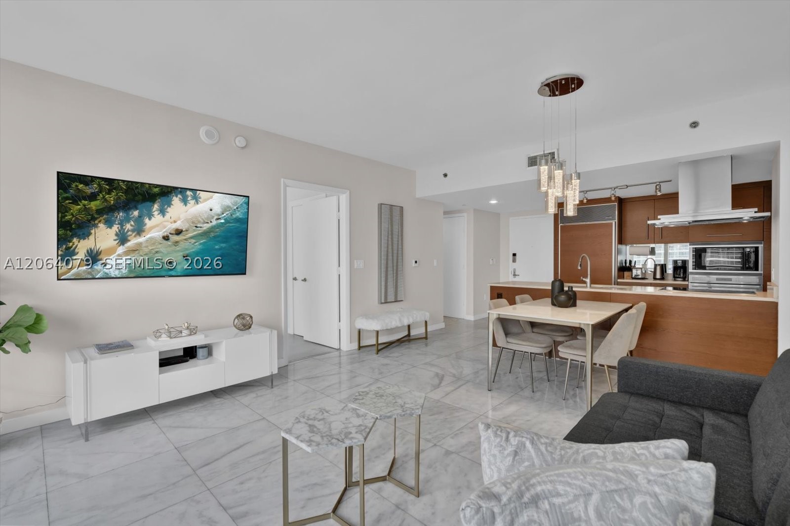 485 Brickell Ave #2103, Miami FL 33131