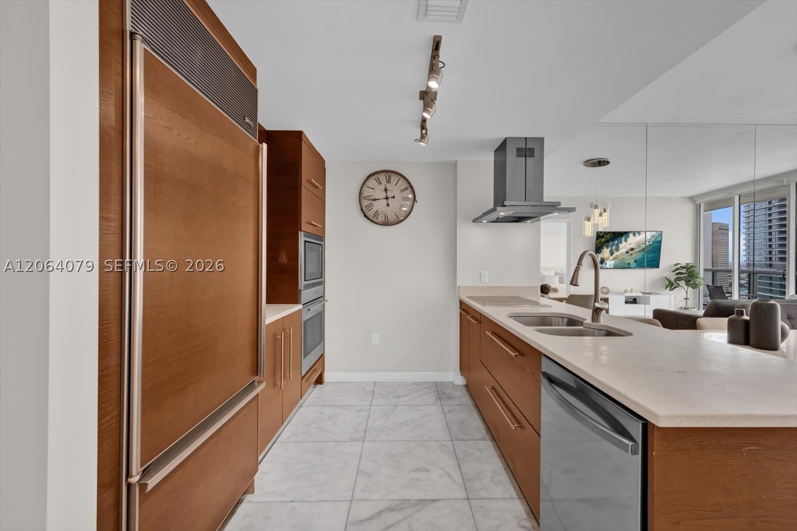 485 Brickell Ave #2103, Miami FL 33131