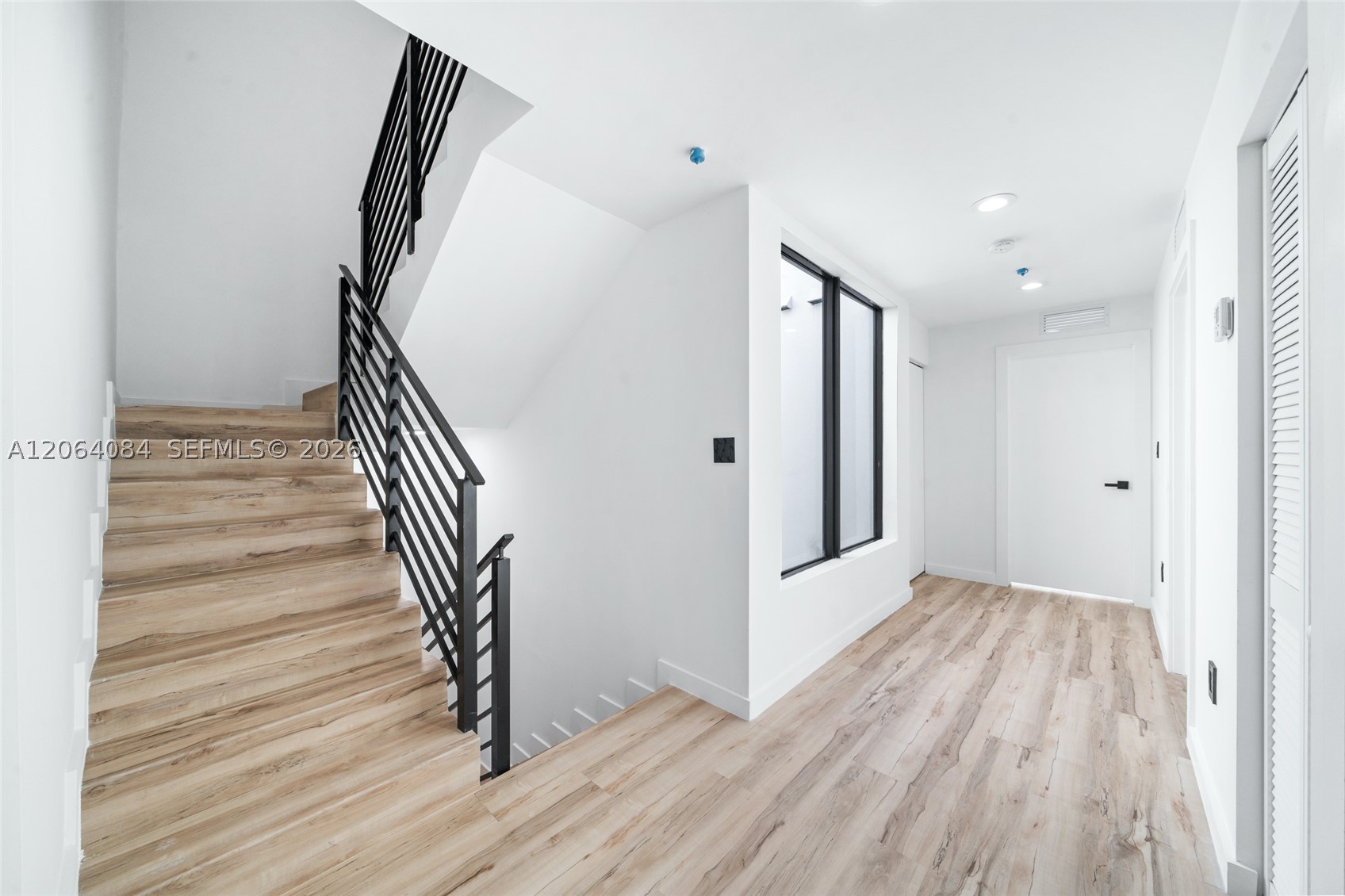 11 NE 51 St #B, Miami FL 33137
