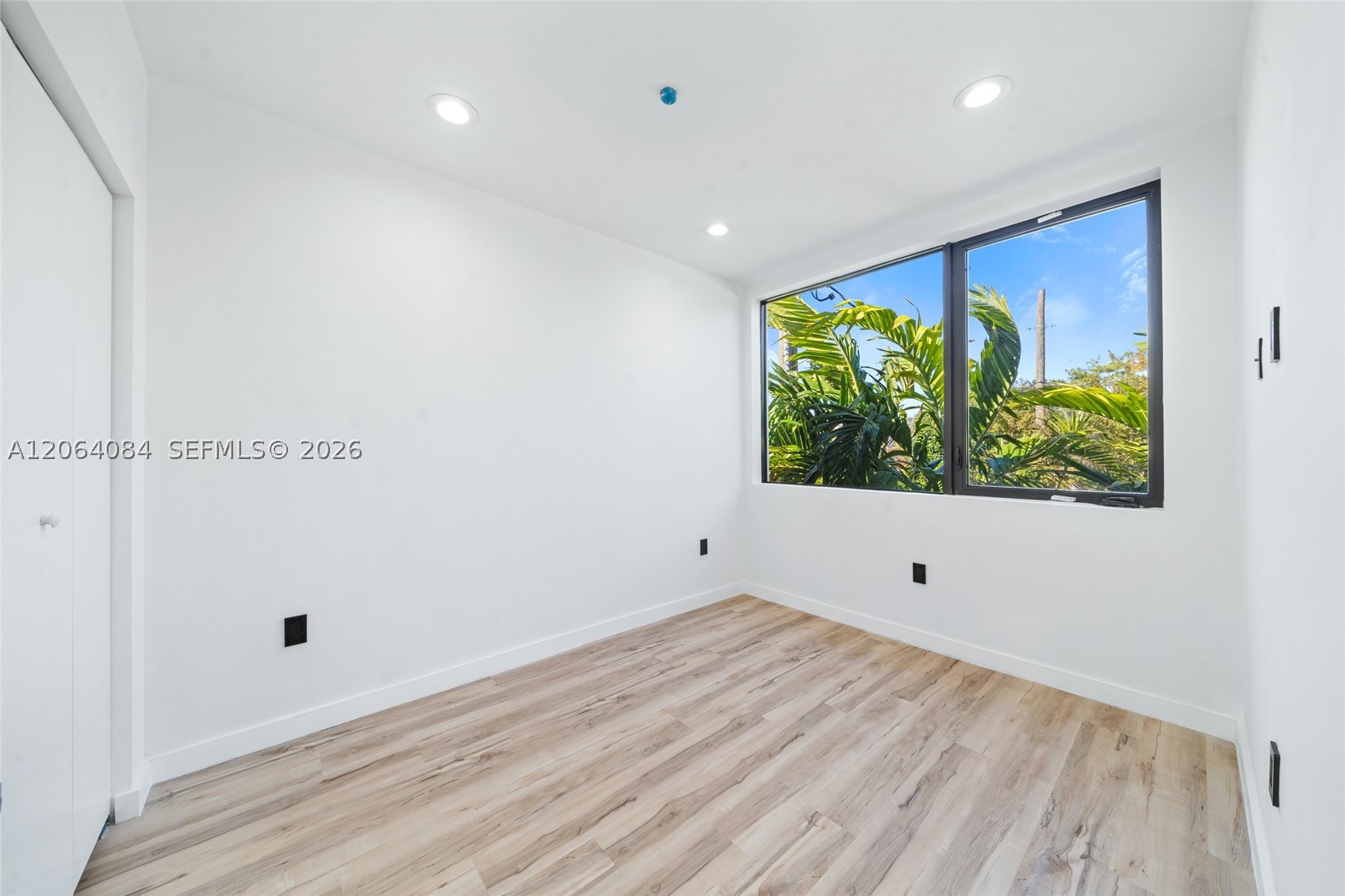 11 NE 51 St #B, Miami FL 33137