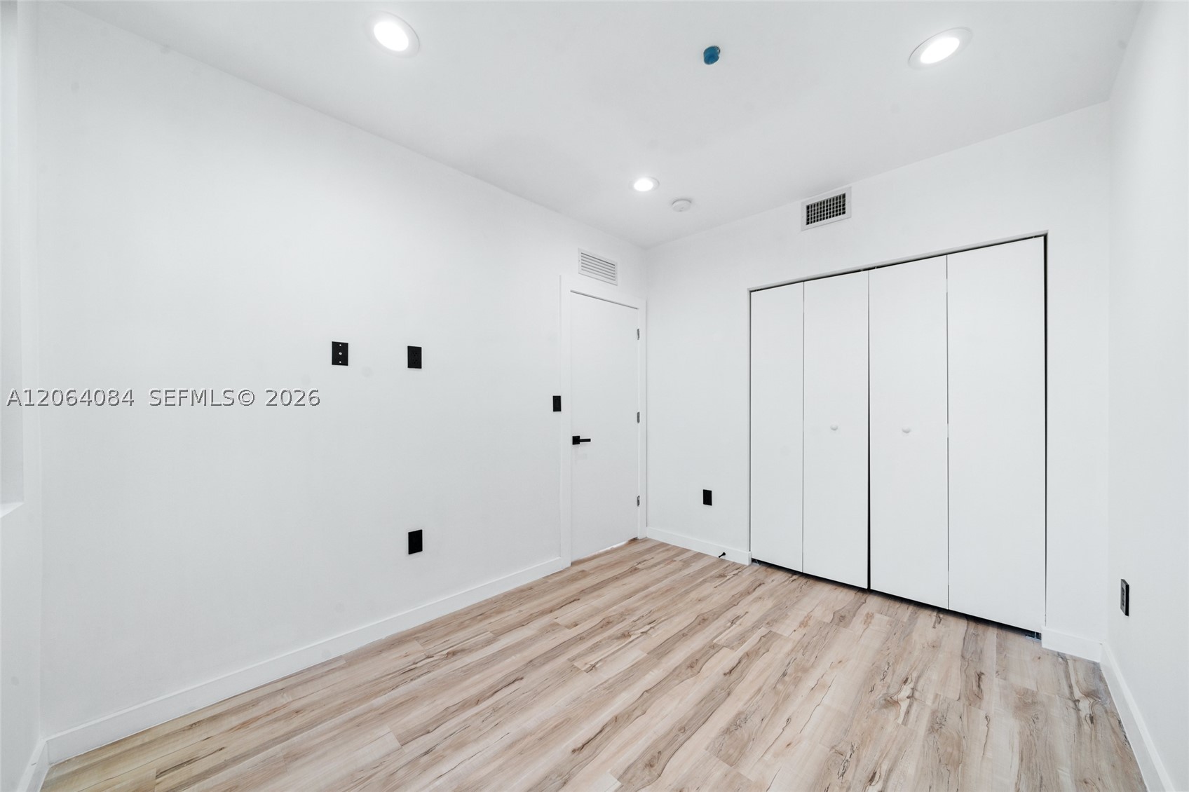 11 NE 51 St #B, Miami FL 33137
