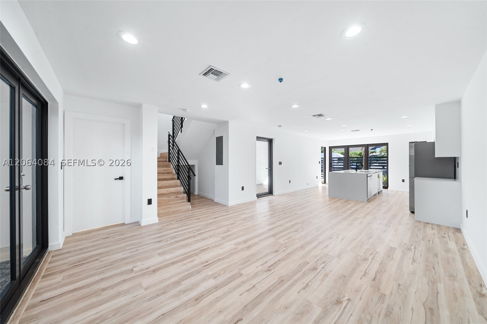 11 NE 51 St #B, Miami FL 33137