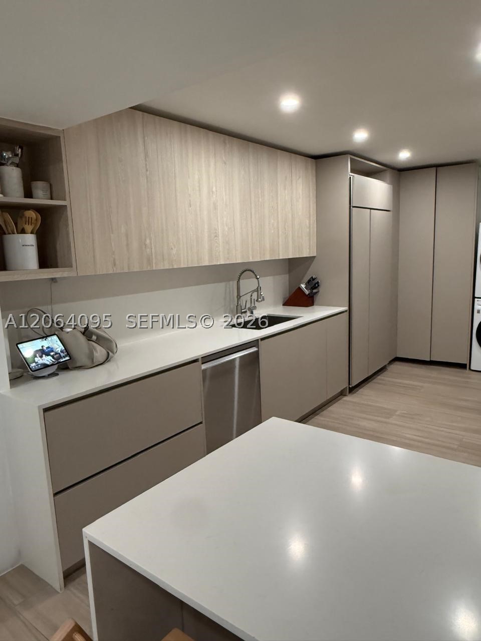 1111 Crandon Blvd #B1004, Key Biscayne FL 33149