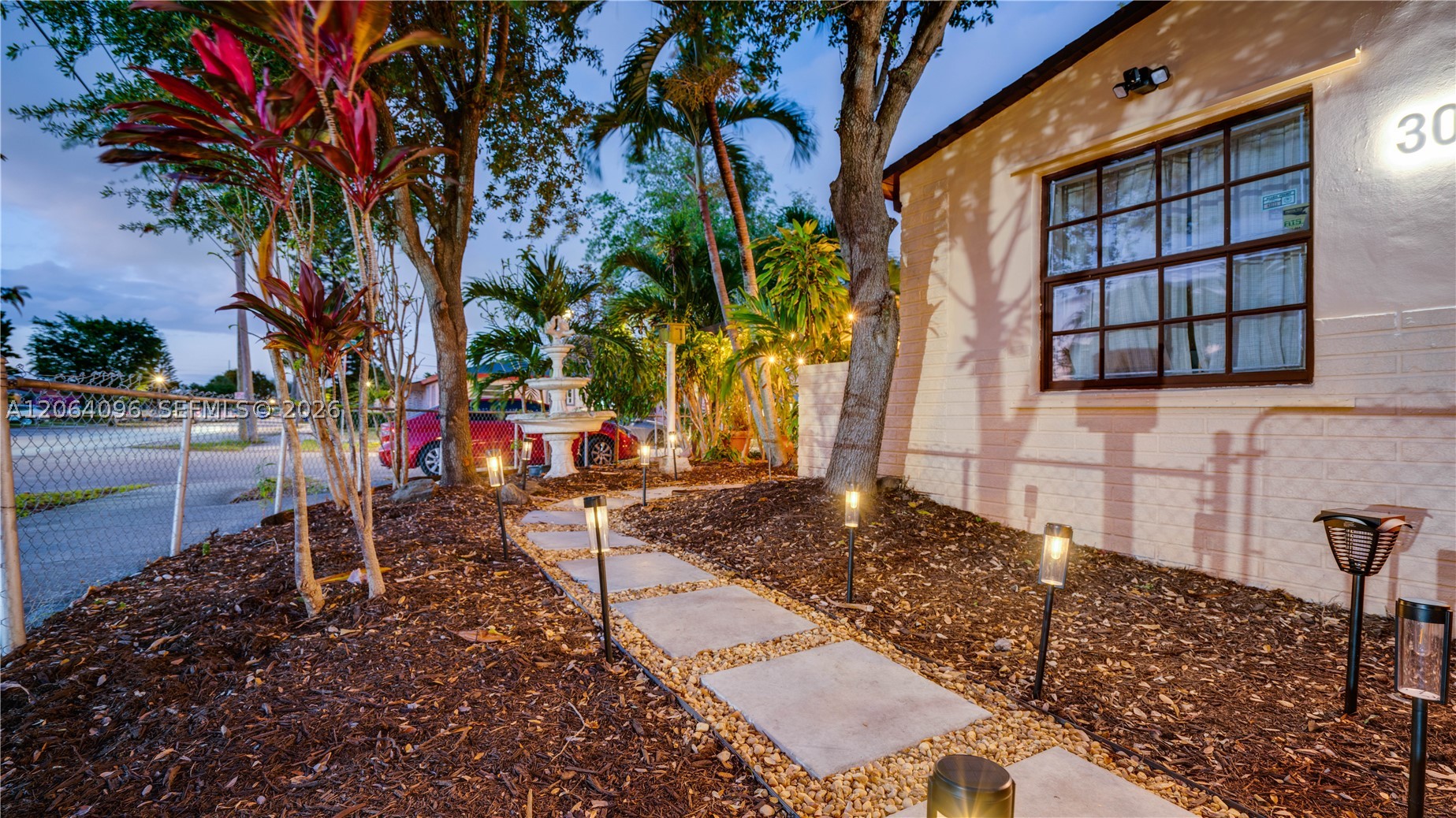 301 SW 69th Ave #301, Miami FL 33144