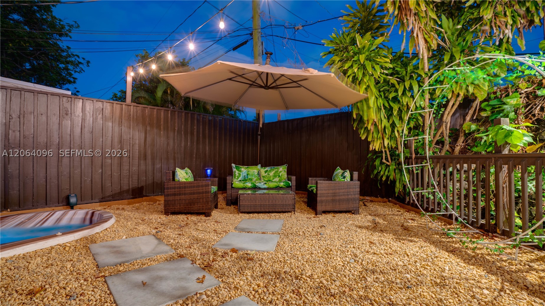 301 SW 69th Ave #301, Miami FL 33144