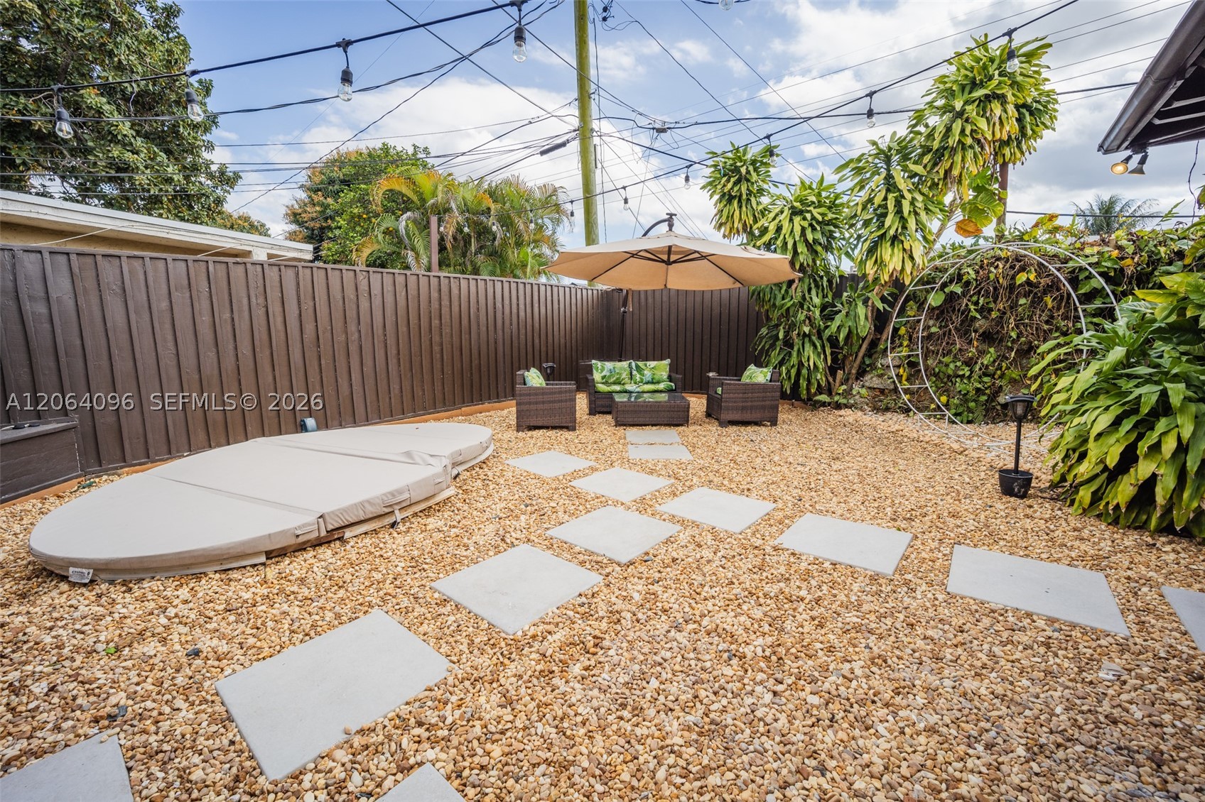 301 SW 69th Ave #301, Miami FL 33144