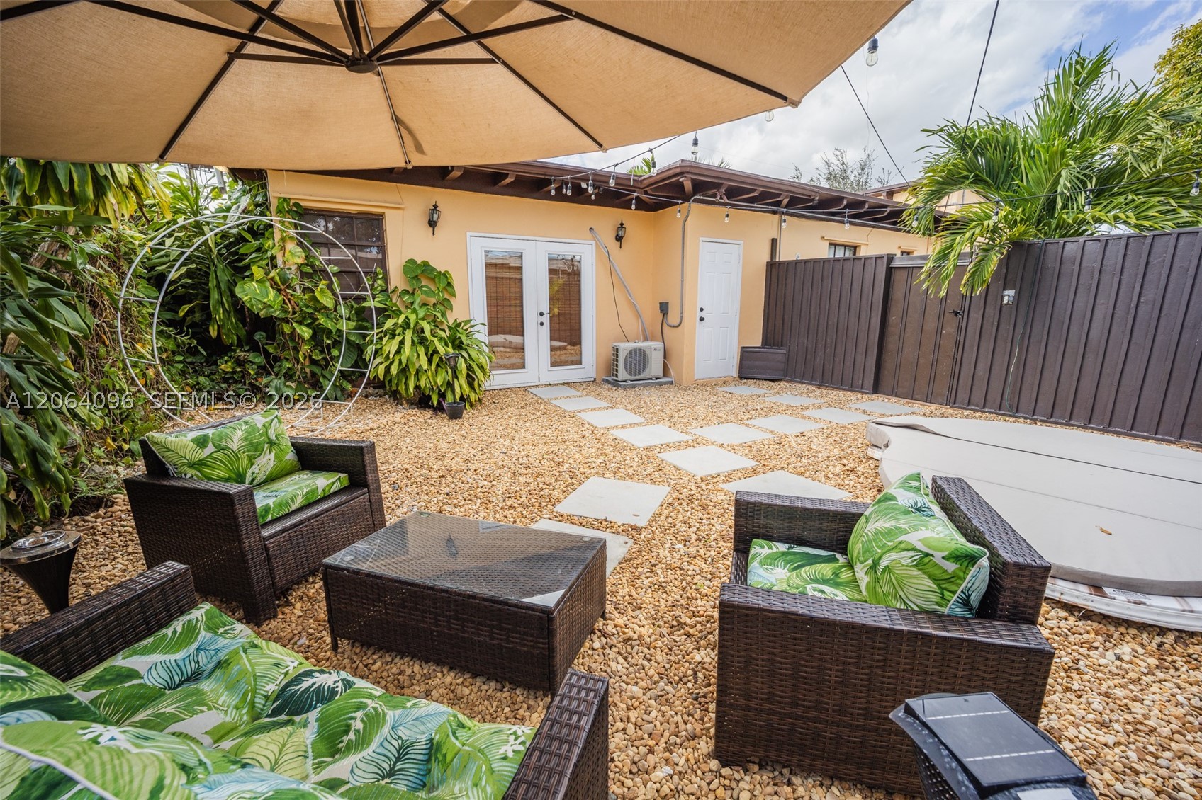 301 SW 69th Ave #301, Miami FL 33144