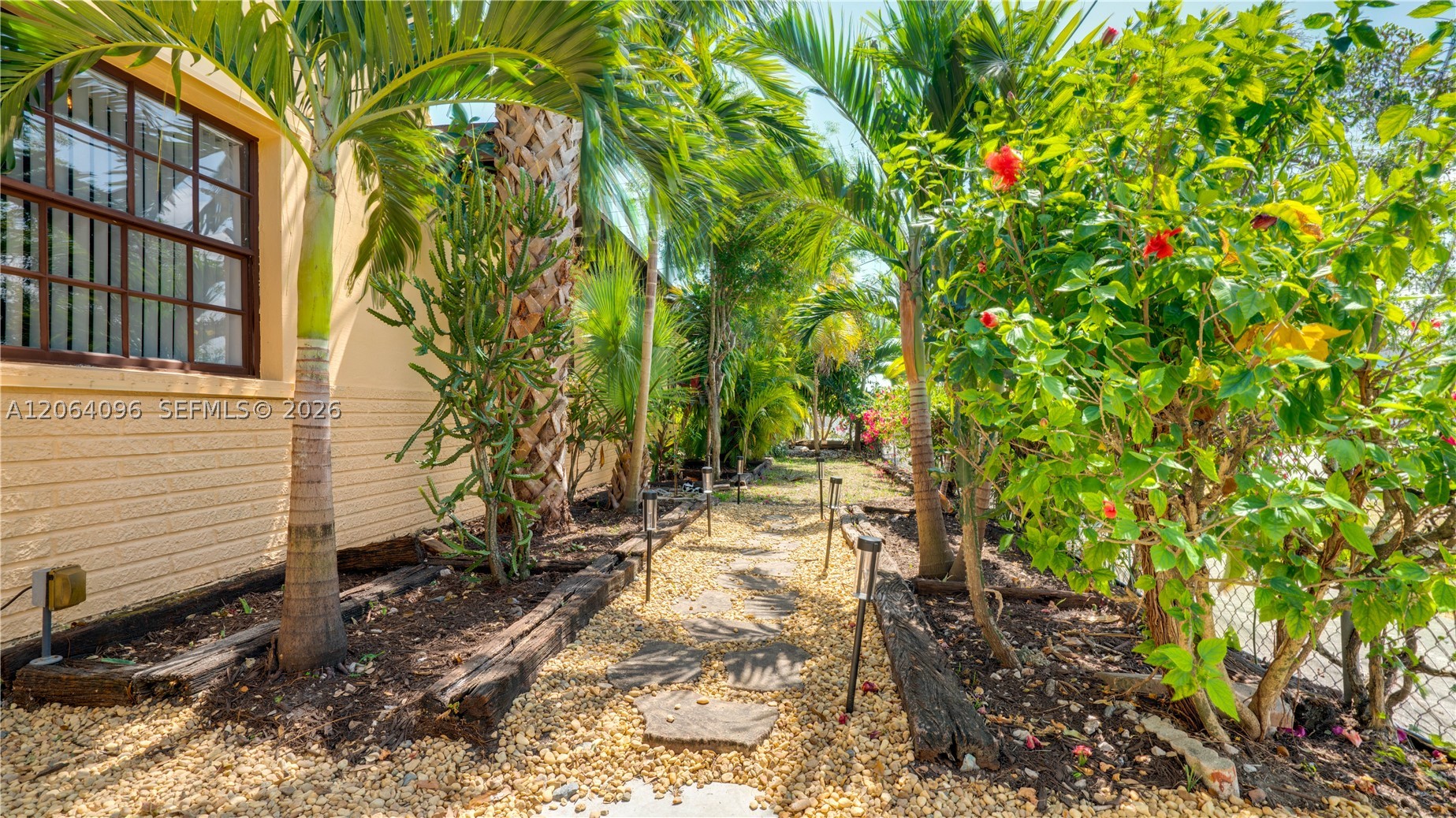 301 SW 69th Ave #301, Miami FL 33144