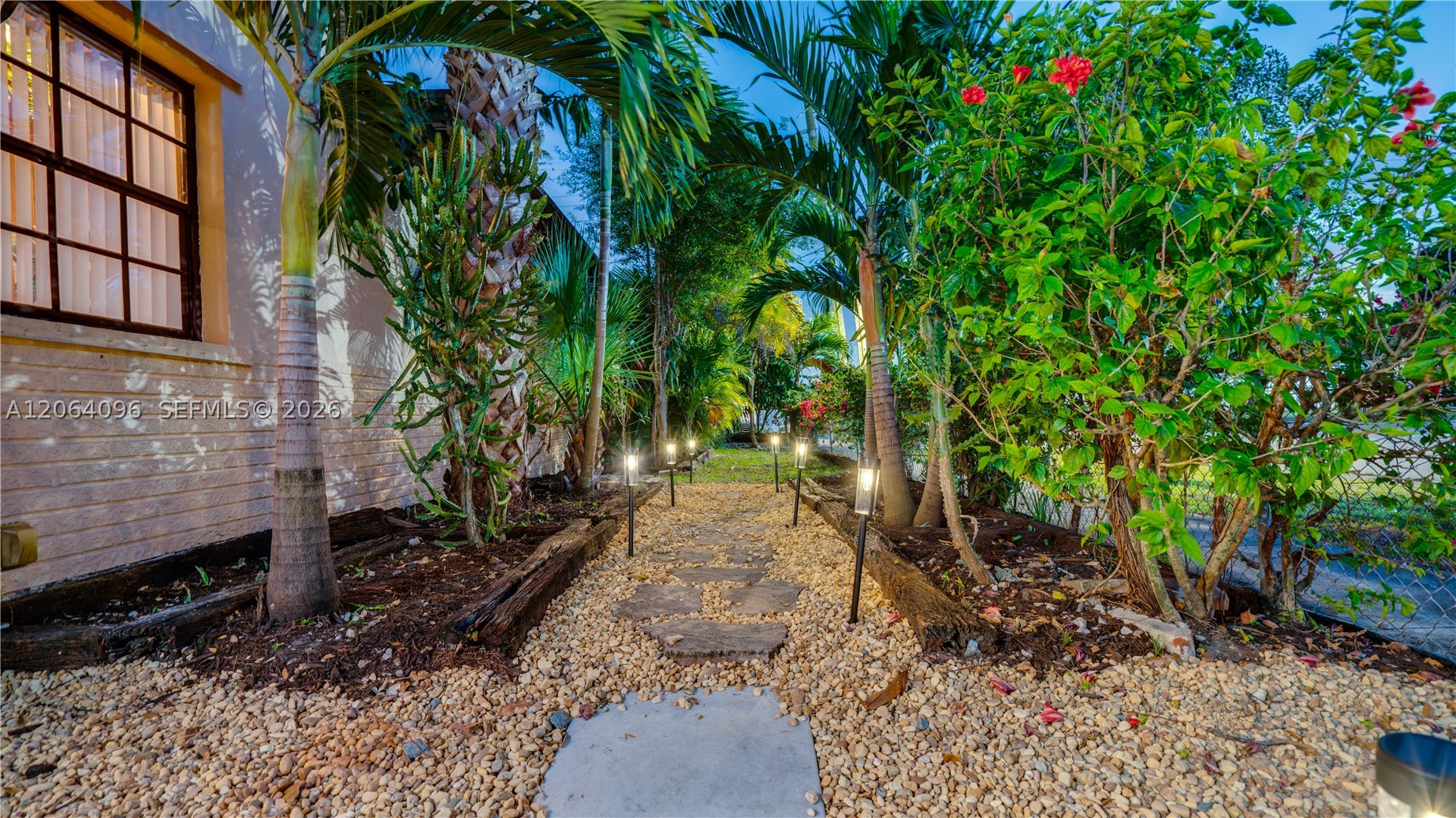 301 SW 69th Ave #301, Miami FL 33144