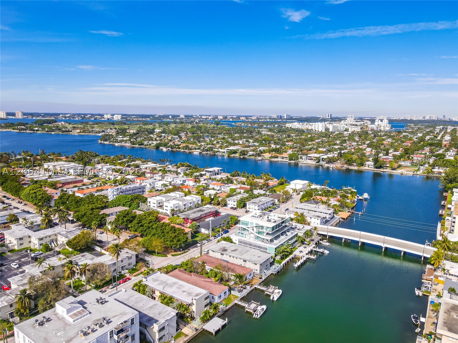 8335 E Crespi Blvd #4, Miami Beach FL 33141