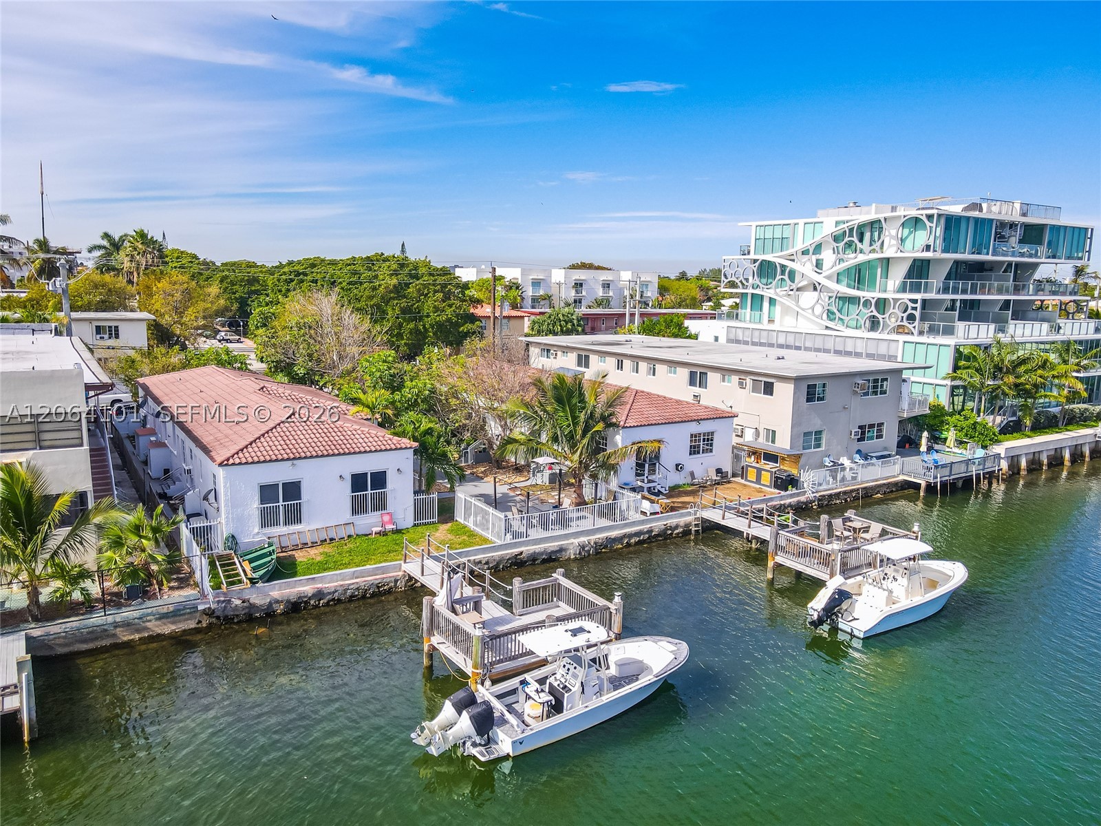 8335 E Crespi Blvd #4, Miami Beach FL 33141