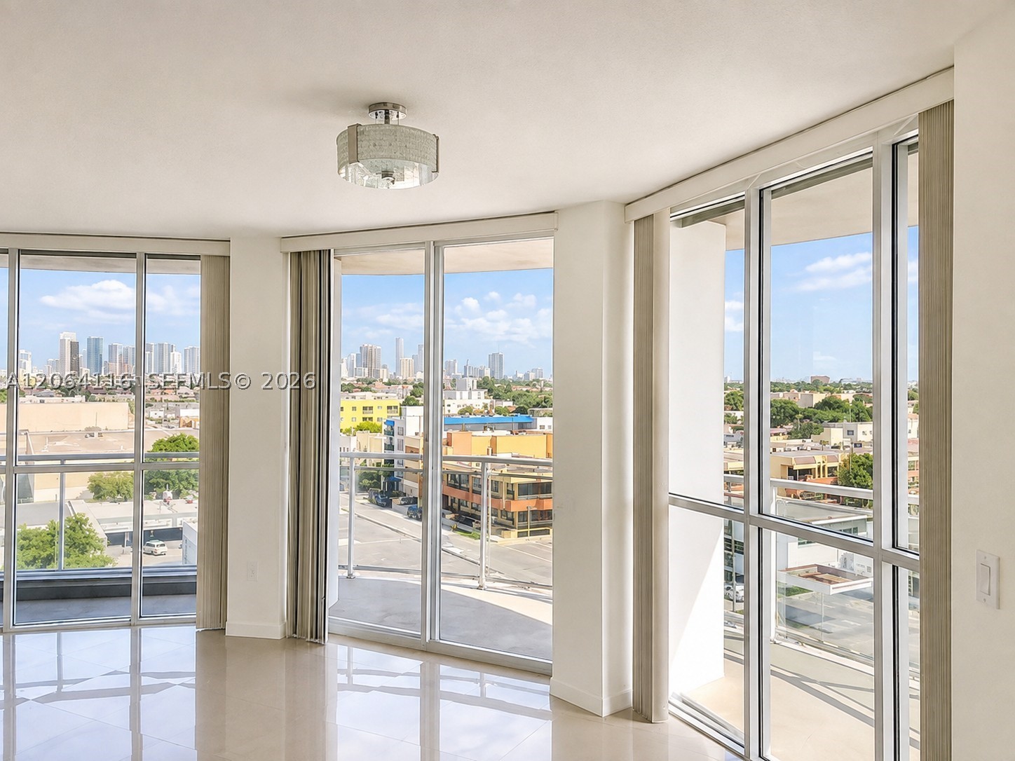 1 Glen Royal Pkwy #702, Miami FL 33125