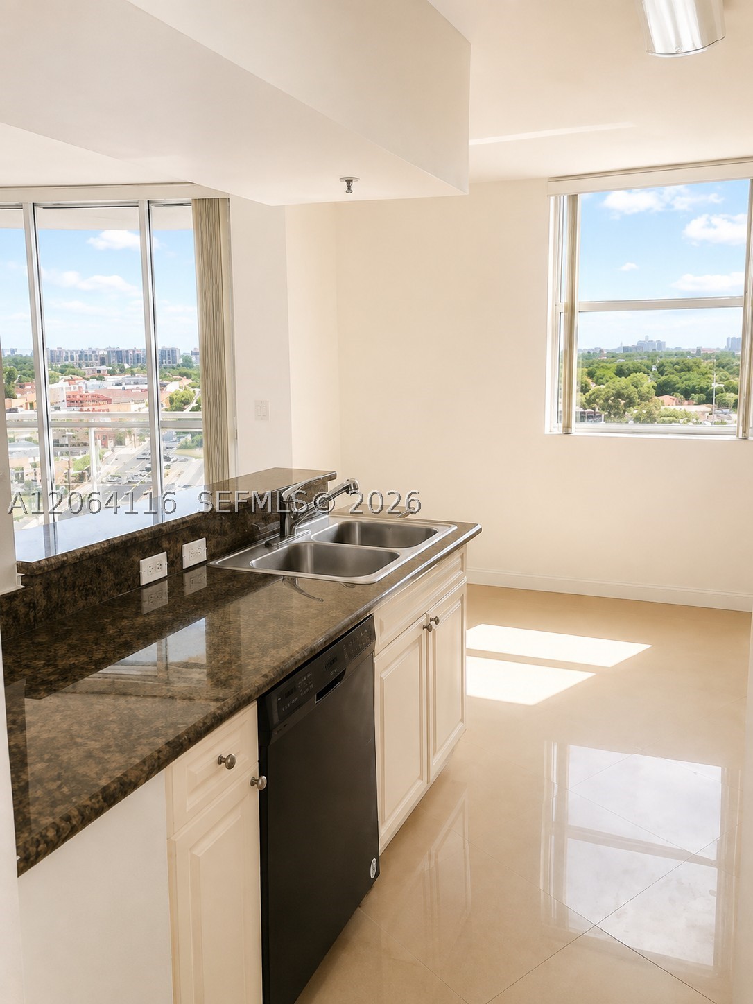 1 Glen Royal Pkwy #702, Miami FL 33125